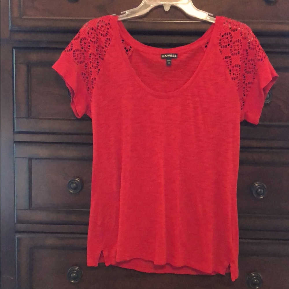 🛍 Express Tee with Cut-worked Shoulders